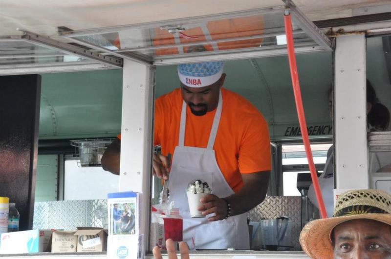 Smoothin' and Shaken' Food Truck Smoothin' and Shaken' Food Truck