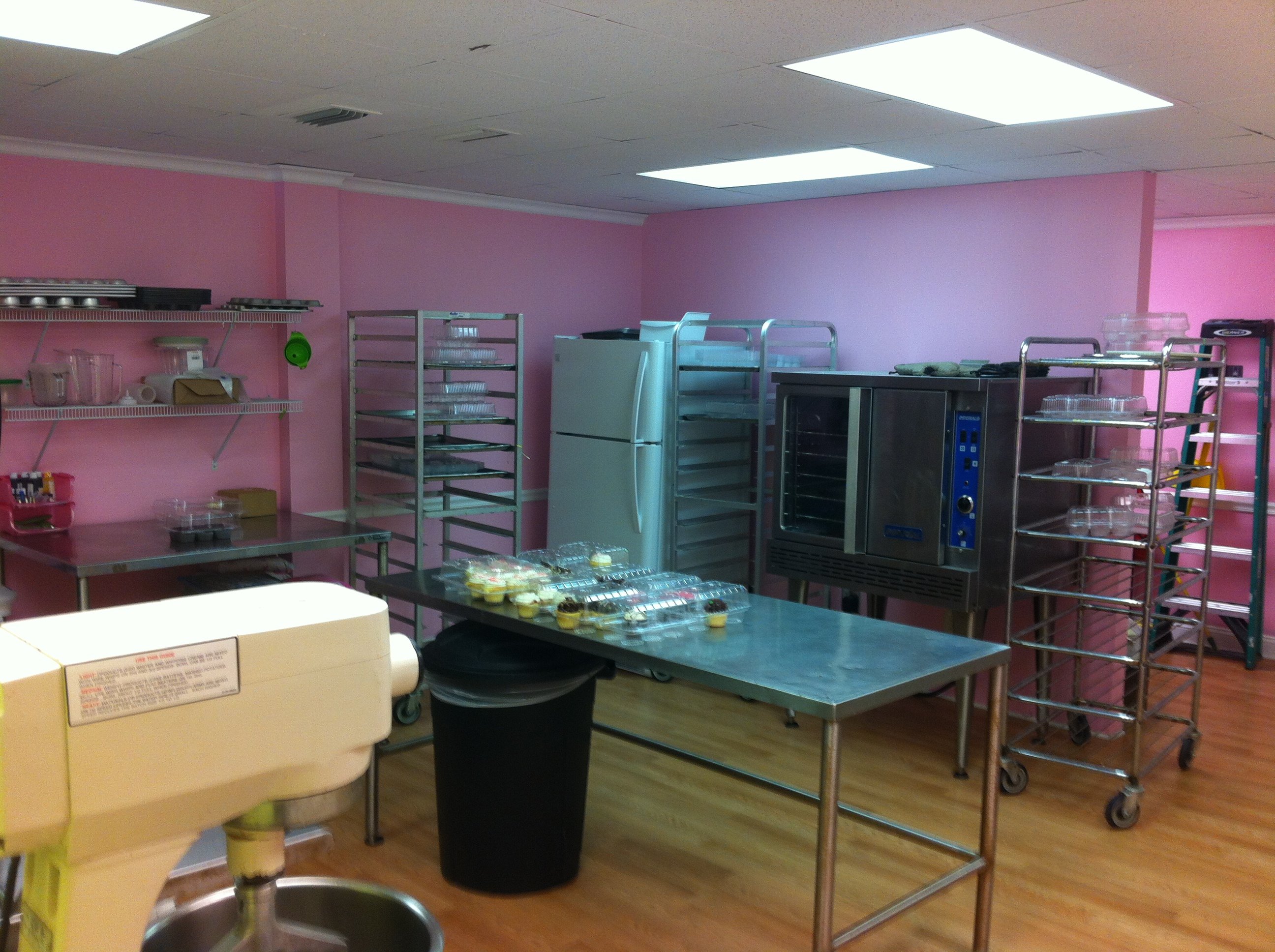 Unforgettable Cupcake Shop and Food Truck For Sale