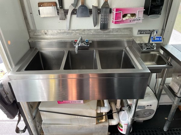 Used Food Truck For Sale in Tampa Used Food Truck For Sale 3 Compartment Sink