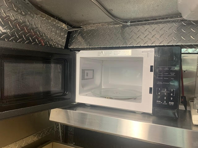 building a food truck in florida food truck fabriation