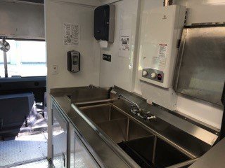 Sinks in a food truck