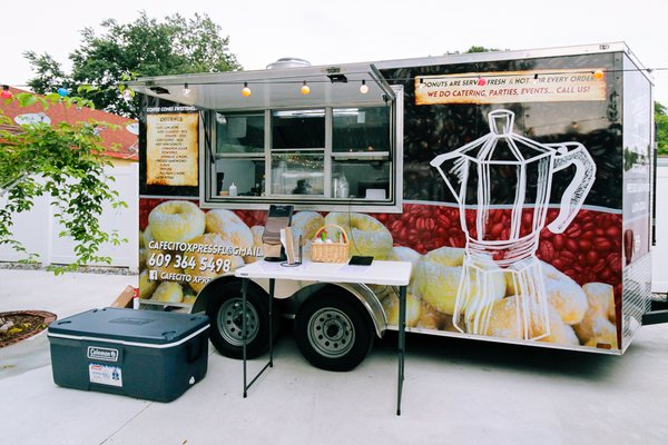 Food trailer for sale like new Used Food Trailer For Sale in Florida