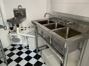 Sinks in Food Trailer For Sale in Central Florida Sinks in Food Trailer