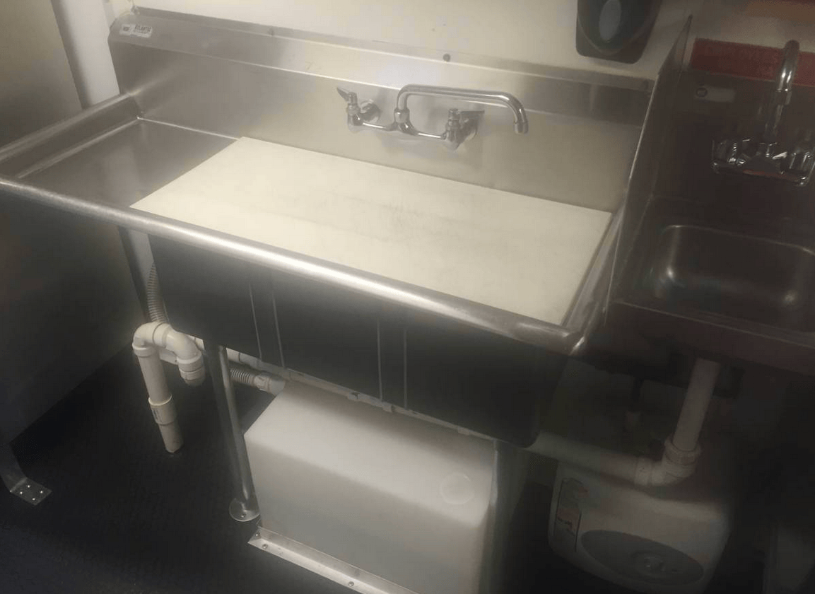Food truck for sale 60000 image 12