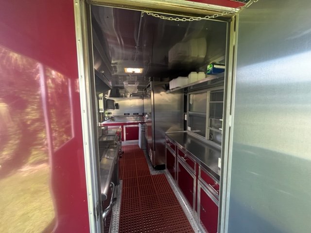 4 Sale SDG Food Trailer SDG Food Trailer Interior